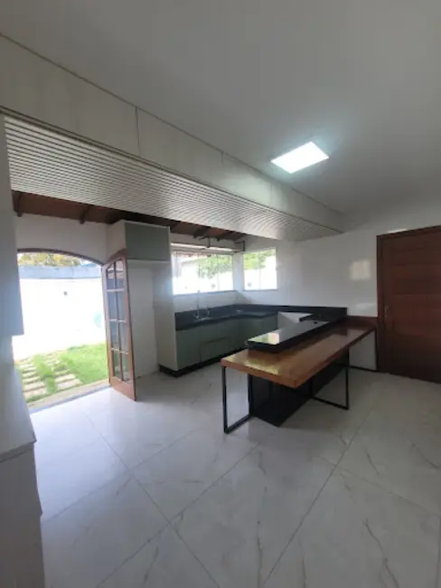Foto 5 de Casa com 4 quartos à venda, 276m2 em Araçás, Vila Velha - ES
