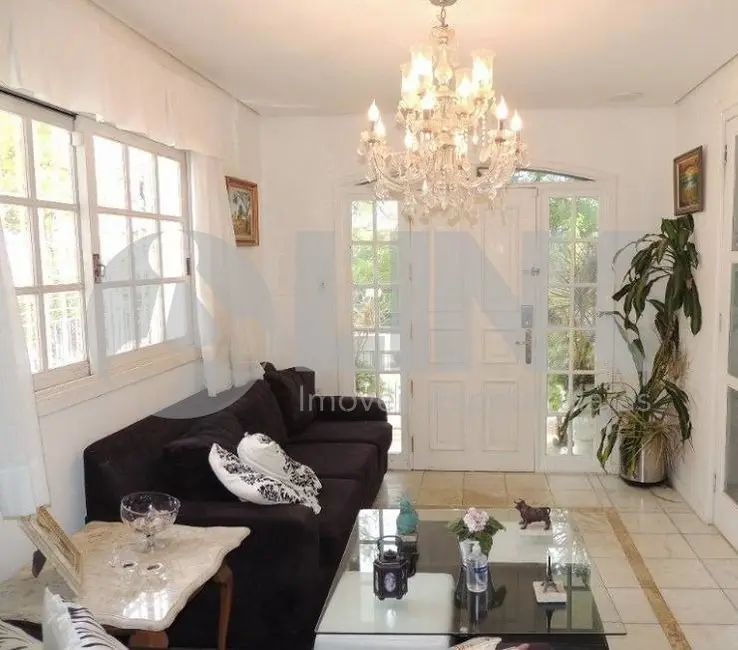 Foto 3 de Casa com 3 quartos à venda, 300m2 em Chácara das Pedras, Porto Alegre - RS