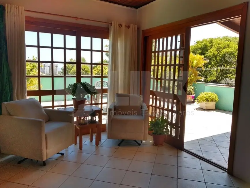 Foto 5 de Apartamento com 3 quartos à venda, 158m2 em Vila Assunção, Porto Alegre - RS