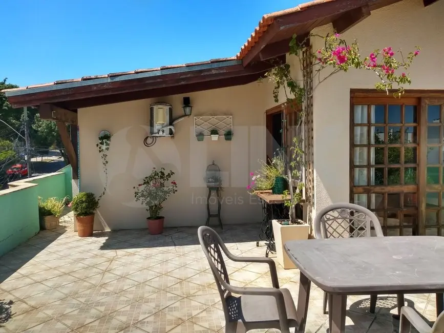 Foto 3 de Apartamento com 3 quartos à venda, 158m2 em Vila Assunção, Porto Alegre - RS