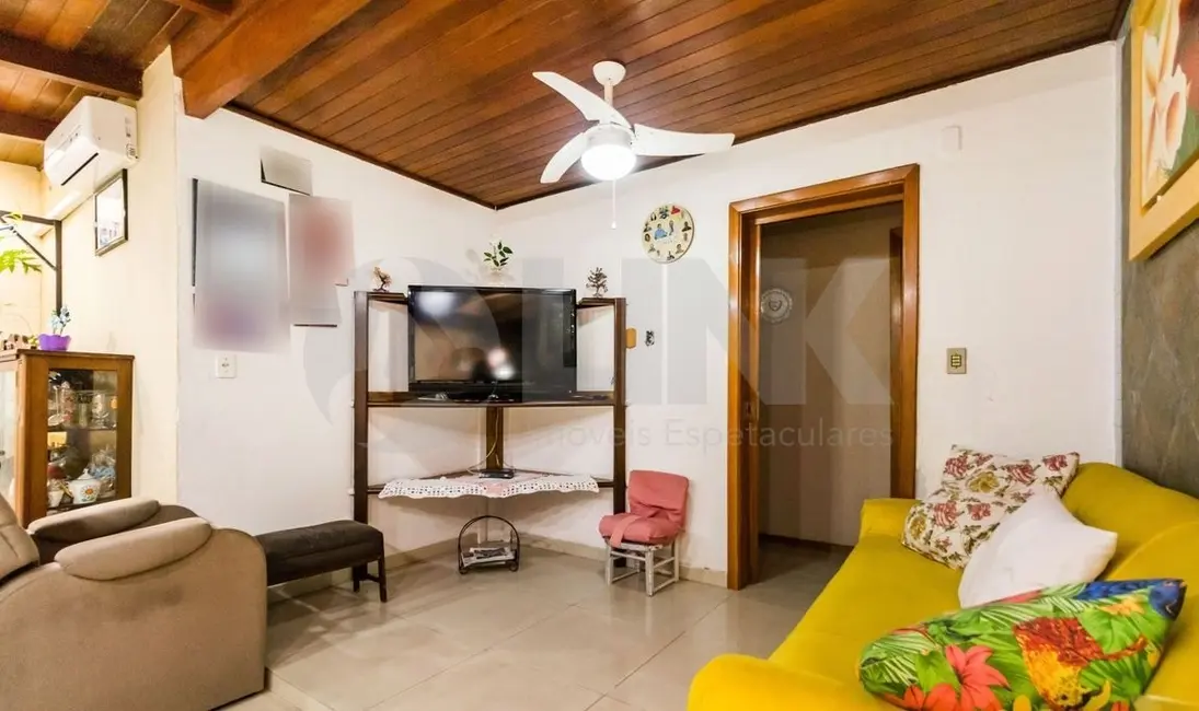 Casa com 3 quartos à venda, 278m2 em Rubem Berta, Porto Alegre - RS - imagem 3 Foto 3 de Casa com 3 quartos à venda, 278m2 em Rubem Berta, Porto Alegre - RS