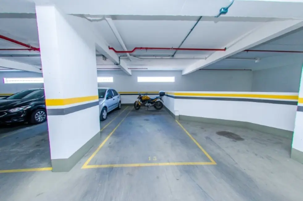 Sala Comercial à venda, 38m2 em São João, Porto Alegre - RS - imagem 9 Foto 9 de Sala Comercial à venda, 38m2 em São João, Porto Alegre - RS