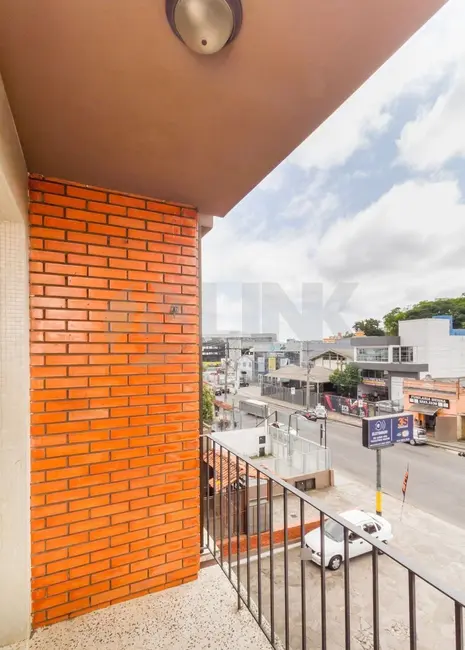 Apartamento com 3 quartos à venda, 88m2 em Menino Deus, Porto Alegre - RS - imagem 6 Foto 6 de Apartamento com 3 quartos à venda, 88m2 em Menino Deus, Porto Alegre - RS
