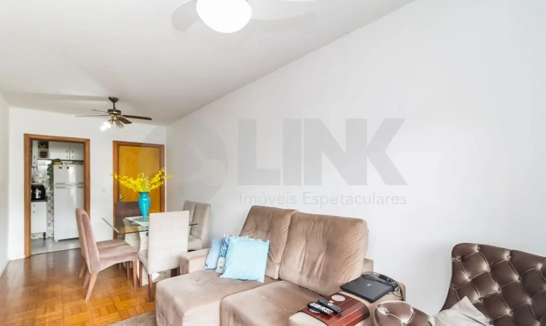 Apartamento com 3 quartos à venda, 88m2 em Menino Deus, Porto Alegre - RS - imagem 4 Foto 4 de Apartamento com 3 quartos à venda, 88m2 em Menino Deus, Porto Alegre - RS