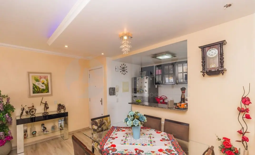 Foto 5 de Apartamento com 2 quartos à venda, 65m2 em Vila Ipiranga, Porto Alegre - RS