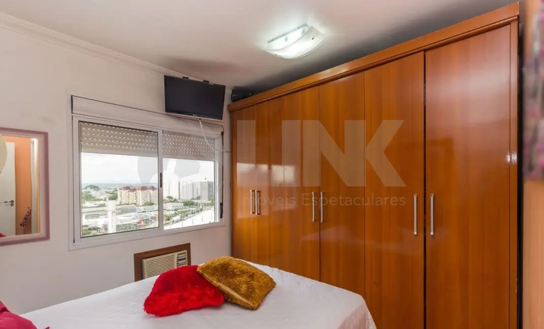 Foto 9 de Apartamento com 2 quartos à venda, 65m2 em Vila Ipiranga, Porto Alegre - RS