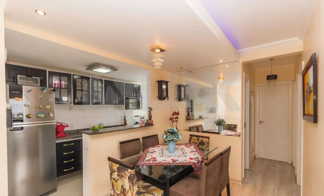 Foto 6 de Apartamento com 2 quartos à venda, 65m2 em Vila Ipiranga, Porto Alegre - RS