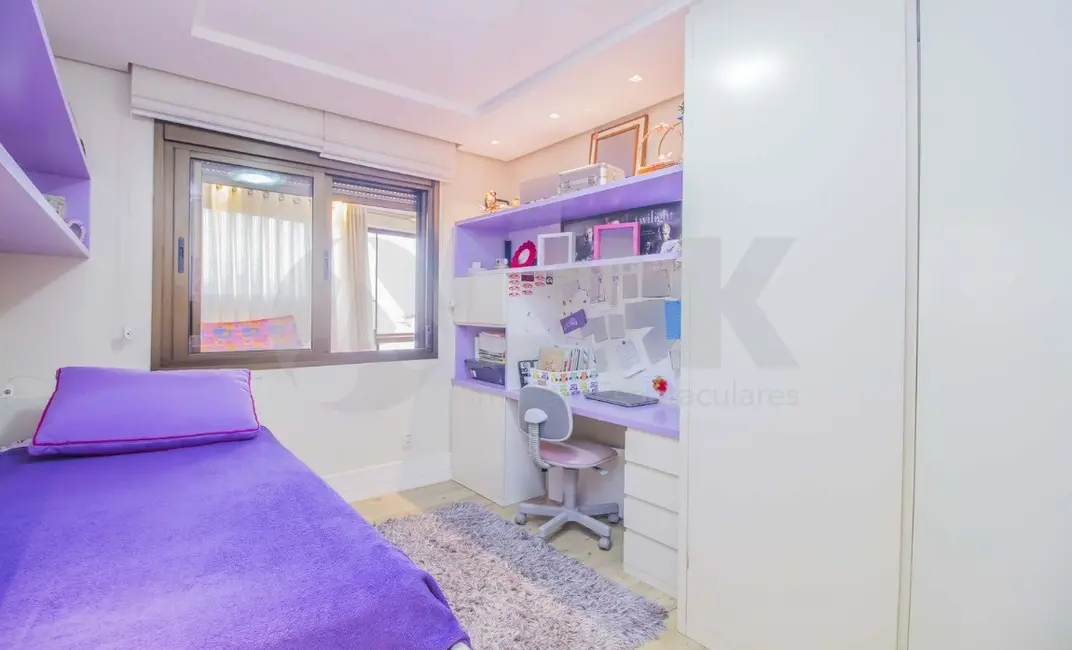 Foto 7 de Apartamento com 3 quartos à venda, 260m2 em Jardim Lindóia, Porto Alegre - RS