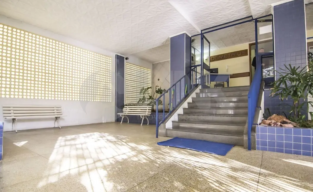 Apartamento com 2 quartos à venda, 60m2 em Centro Histórico, Porto Alegre - RS - imagem 7 Foto 7 de Apartamento com 2 quartos à venda, 60m2 em Centro Histórico, Porto Alegre - RS