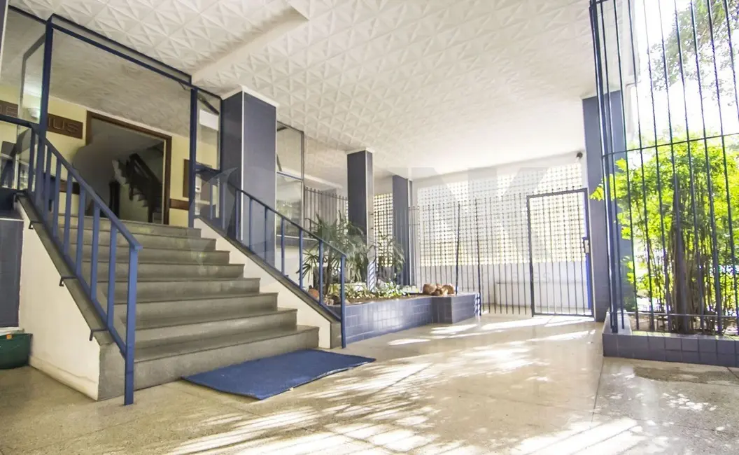 Apartamento com 2 quartos à venda, 60m2 em Centro Histórico, Porto Alegre - RS - imagem 9 Foto 9 de Apartamento com 2 quartos à venda, 60m2 em Centro Histórico, Porto Alegre - RS