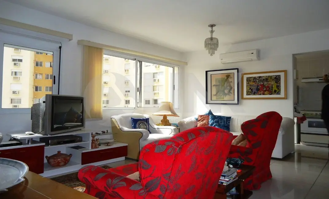 Foto 4 de Apartamento com 2 quartos à venda, 65m2 em Santo Antônio, Porto Alegre - RS