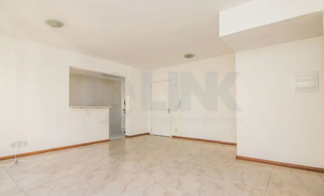 Foto 5 de Apartamento com 2 quartos à venda, 65m2 em Santo Antônio, Porto Alegre - RS