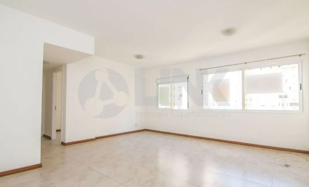 Foto 1 de Apartamento com 2 quartos à venda, 65m2 em Santo Antônio, Porto Alegre - RS