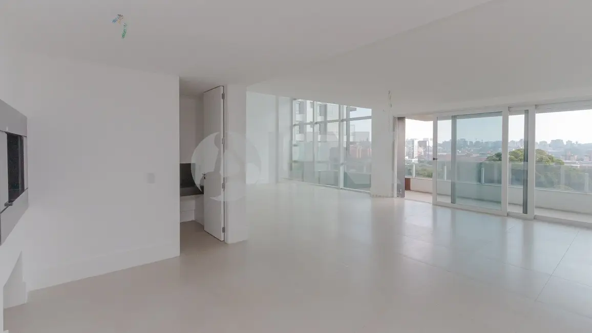 Apartamento com 3 quartos à venda, 227m2 em Jardim Europa, Porto Alegre - RS - imagem 5 Foto 5 de Apartamento com 3 quartos à venda, 227m2 em Jardim Europa, Porto Alegre - RS