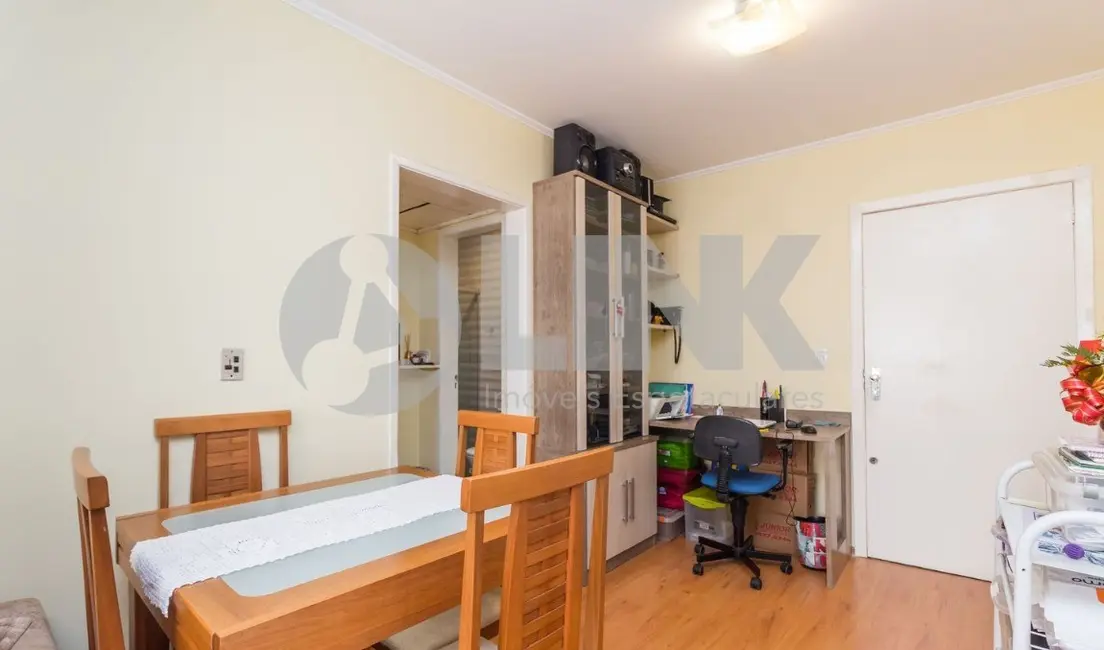 Foto 3 de Apartamento com 1 quarto à venda, 42m2 em Cavalhada, Porto Alegre - RS