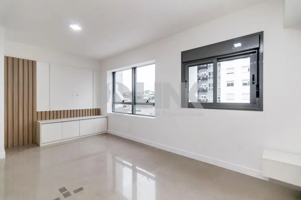 Foto 3 de Apartamento com 1 quarto à venda, 38m2 em Chácara das Pedras, Porto Alegre - RS