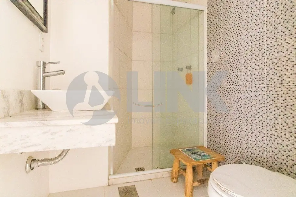 Apartamento com 2 quartos à venda, 182m2 em Bela Vista, Porto Alegre - RS - imagem 8 Foto 8 de Apartamento com 2 quartos à venda, 182m2 em Bela Vista, Porto Alegre - RS