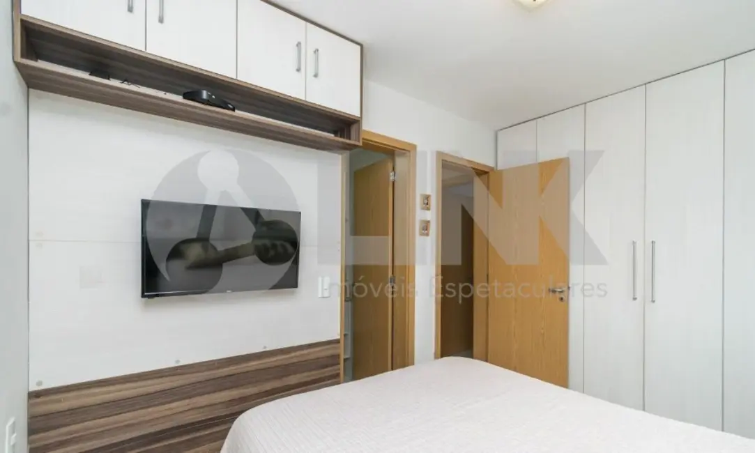 Foto 9 de Apartamento com 3 quartos à venda, 68m2 em Jardim Carvalho, Porto Alegre - RS