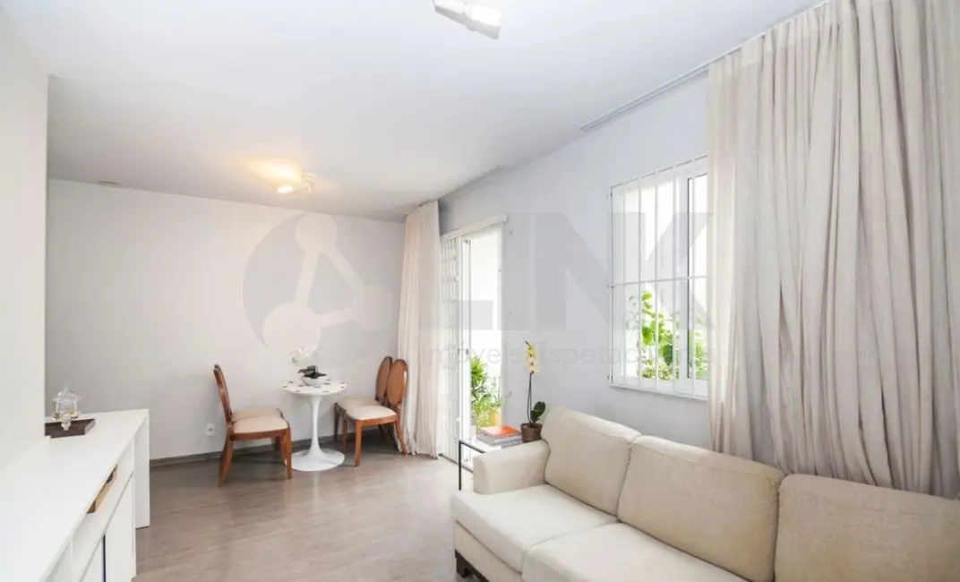 Foto 4 de Apartamento com 2 quartos à venda, 53m2 em Jardim Carvalho, Porto Alegre - RS