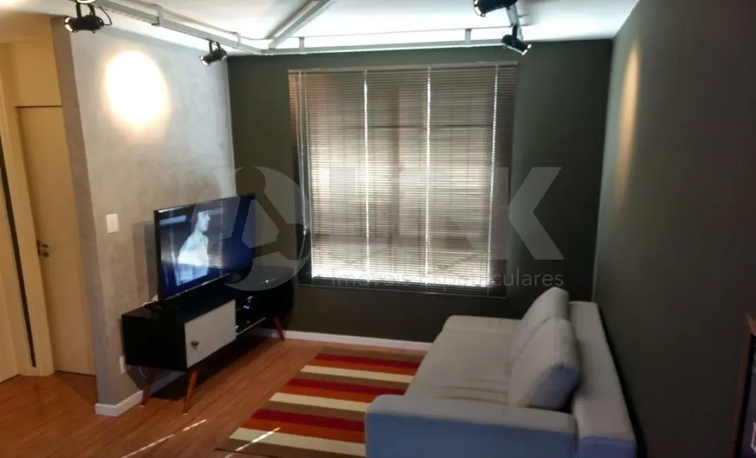 Foto 1 de Apartamento com 2 quartos à venda, 43m2 em Mário Quintana, Porto Alegre - RS