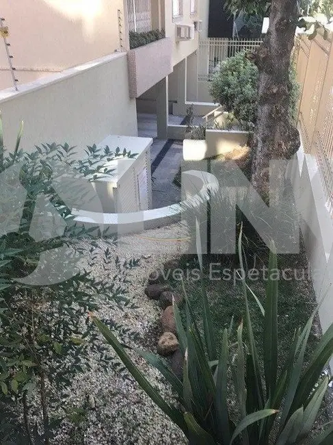 Apartamento com 2 quartos à venda, 84m2 em Auxiliadora, Porto Alegre - RS - imagem 6 Foto 6 de Apartamento com 2 quartos à venda, 84m2 em Auxiliadora, Porto Alegre - RS