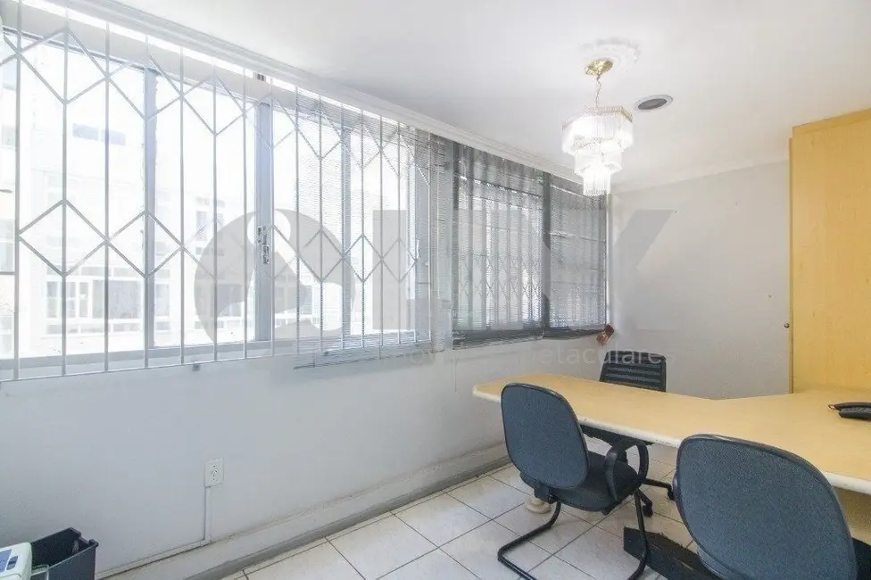 Foto 3 de Sala Comercial à venda, 115m2 em Centro Histórico, Porto Alegre - RS
