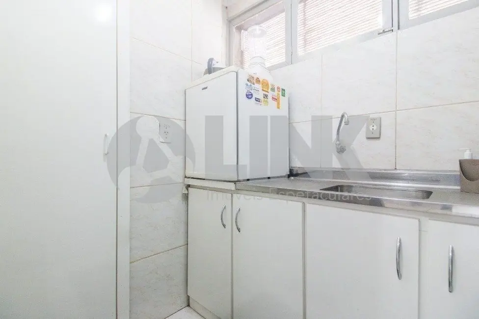 Foto 6 de Sala Comercial à venda, 115m2 em Centro Histórico, Porto Alegre - RS