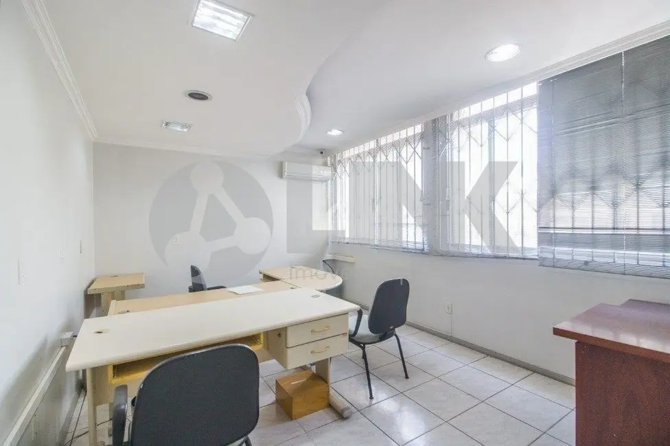Foto 2 de Sala Comercial à venda, 115m2 em Centro Histórico, Porto Alegre - RS