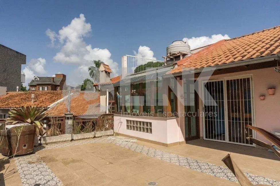 Casa com 5 quartos à venda, 297m2 em Chácara das Pedras, Porto Alegre - RS - imagem 7 Foto 7 de Casa com 5 quartos à venda, 297m2 em Chácara das Pedras, Porto Alegre - RS