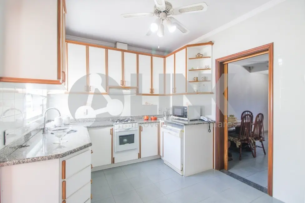 Foto 6 de Casa com 4 quartos à venda, 170m2 em São Sebastião, Porto Alegre - RS