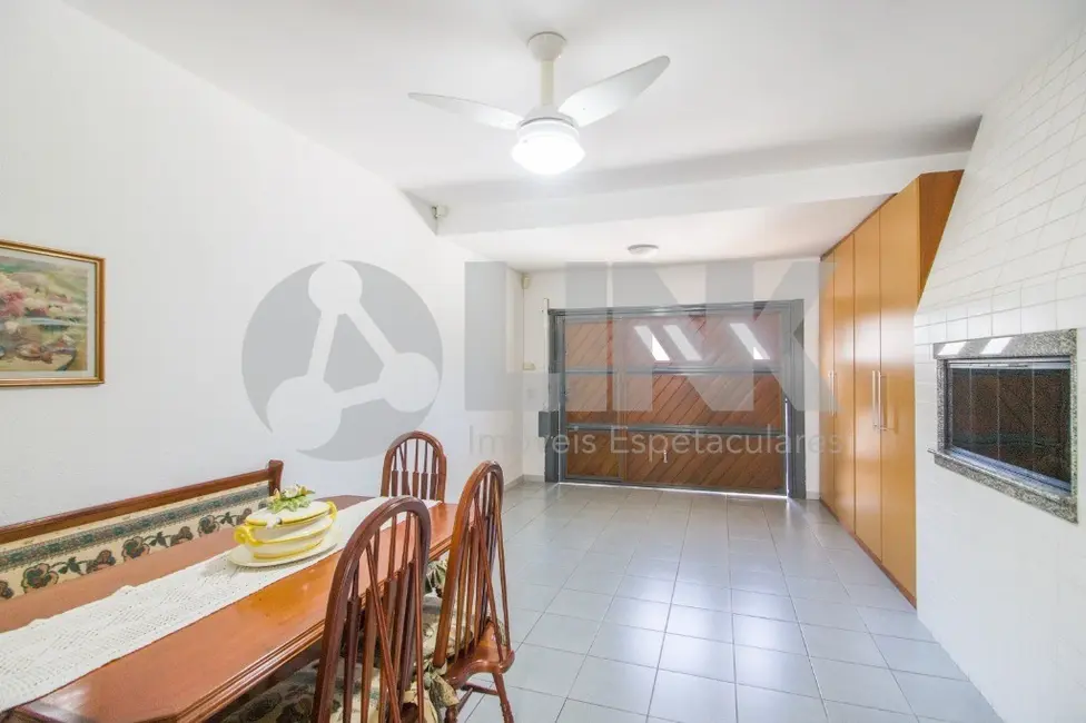 Foto 8 de Casa com 4 quartos à venda, 170m2 em São Sebastião, Porto Alegre - RS