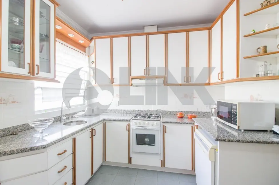 Foto 7 de Casa com 4 quartos à venda, 170m2 em São Sebastião, Porto Alegre - RS