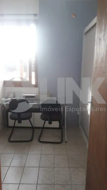 Foto 8 de Apartamento com 4 quartos à venda, 212m2 em Jardim Itu, Porto Alegre - RS