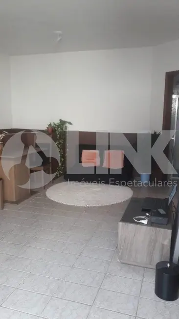 Foto 9 de Apartamento com 4 quartos à venda, 212m2 em Jardim Itu, Porto Alegre - RS