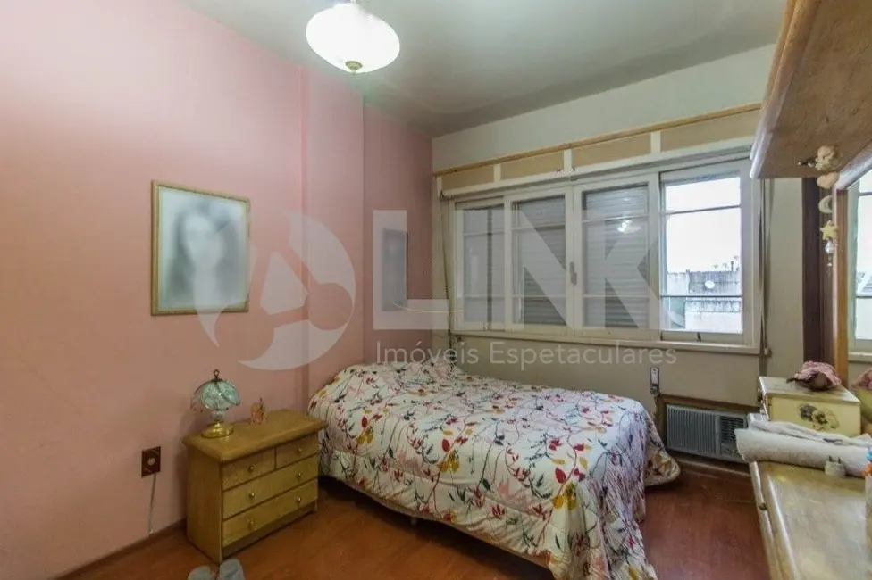 Apartamento com 3 quartos à venda, 140m2 em Centro Histórico, Porto Alegre - RS - imagem 7 Foto 7 de Apartamento com 3 quartos à venda, 140m2 em Centro Histórico, Porto Alegre - RS