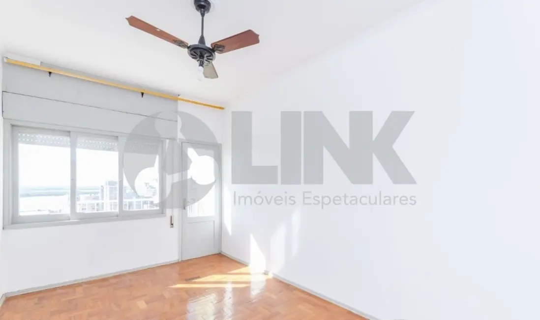 Apartamento com 2 quartos à venda, 75m2 em Centro Histórico, Porto Alegre - RS - imagem 7 Foto 7 de Apartamento com 2 quartos à venda, 75m2 em Centro Histórico, Porto Alegre - RS