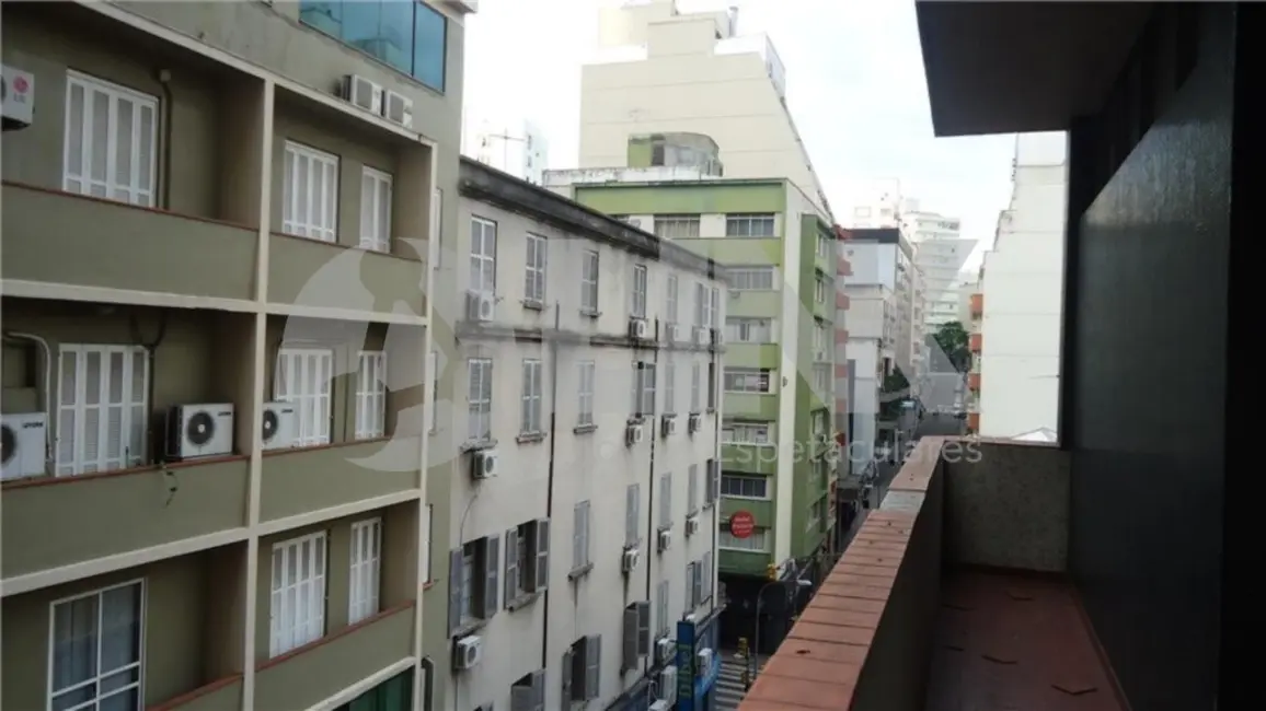 Sala Comercial à venda, 822m2 em Centro Histórico, Porto Alegre - RS - imagem 8 Foto 8 de Sala Comercial à venda, 822m2 em Centro Histórico, Porto Alegre - RS
