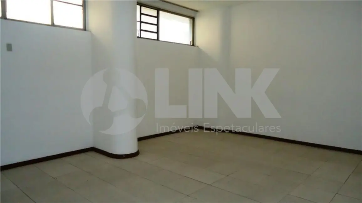 Sala Comercial à venda, 822m2 em Centro Histórico, Porto Alegre - RS - imagem 5 Foto 5 de Sala Comercial à venda, 822m2 em Centro Histórico, Porto Alegre - RS