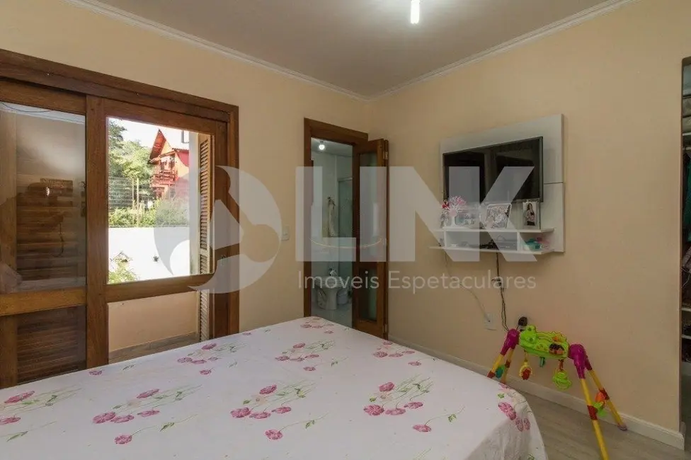 Foto 9 de Casa de Condomínio com 3 quartos à venda, 181m2 em Ipanema, Porto Alegre - RS