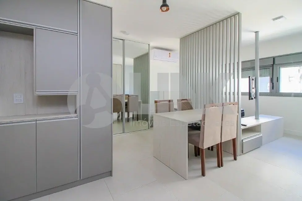 Foto 3 de Apartamento com 1 quarto à venda, 38m2 em Jardim Europa, Porto Alegre - RS