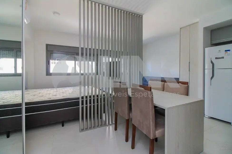Foto 6 de Apartamento com 1 quarto à venda, 38m2 em Jardim Europa, Porto Alegre - RS