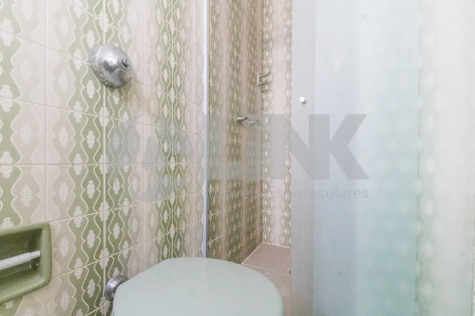 Apartamento com 3 quartos à venda, 96m2 em Rio Branco, Porto Alegre - RS - imagem 9 Foto 9 de Apartamento com 3 quartos à venda, 96m2 em Rio Branco, Porto Alegre - RS