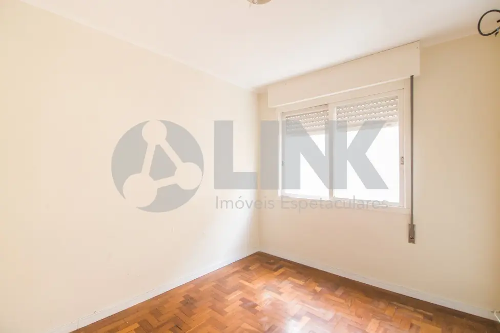 Apartamento com 3 quartos à venda, 96m2 em Rio Branco, Porto Alegre - RS - imagem 7 Foto 7 de Apartamento com 3 quartos à venda, 96m2 em Rio Branco, Porto Alegre - RS