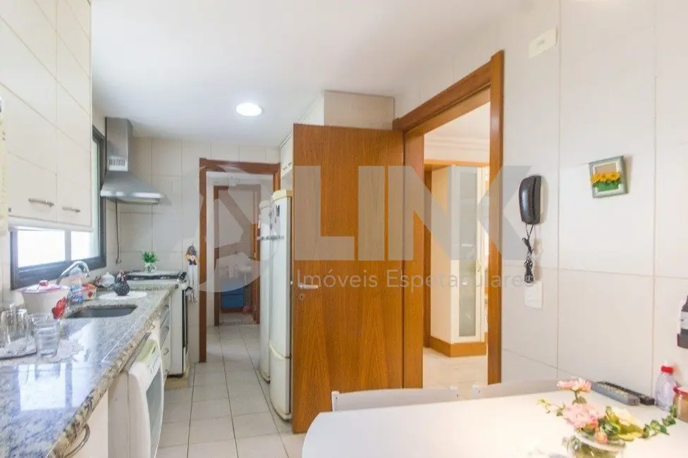 Apartamento com 3 quartos à venda, 103m2 em Petrópolis, Porto Alegre - RS - imagem 5 Foto 5 de Apartamento com 3 quartos à venda, 103m2 em Petrópolis, Porto Alegre - RS