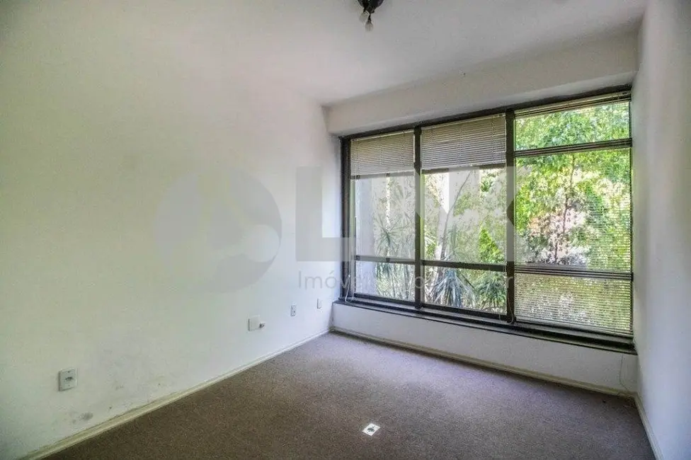 Foto 2 de Sala Comercial à venda, 43m2 em Auxiliadora, Porto Alegre - RS