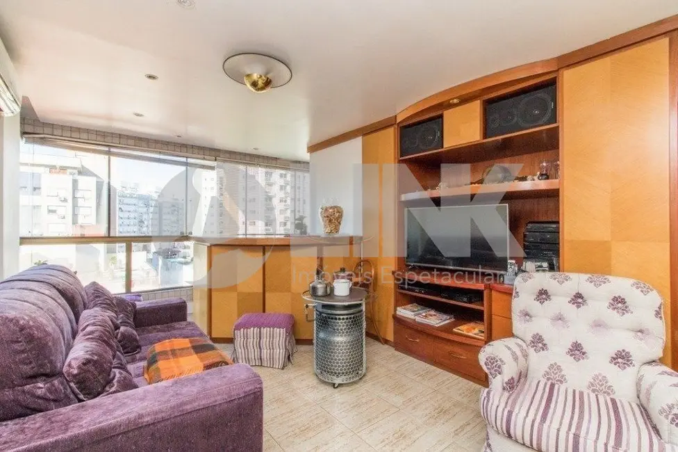 Apartamento com 4 quartos à venda, 200m2 em Bela Vista, Porto Alegre - RS - imagem 2 Foto 2 de Apartamento com 4 quartos à venda, 200m2 em Bela Vista, Porto Alegre - RS