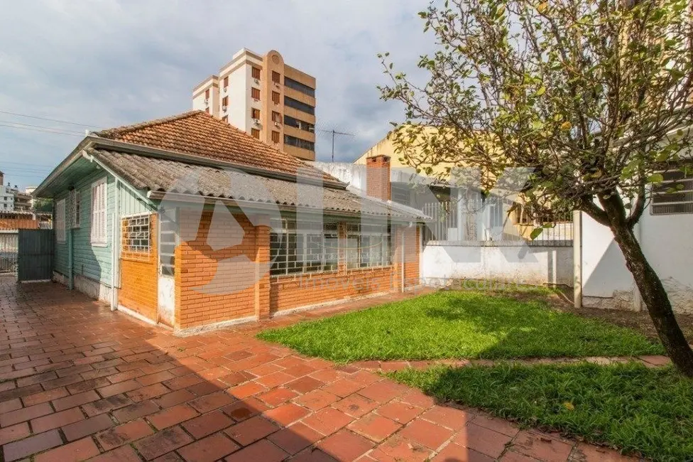 Foto 1 de Terreno / Lote à venda, 300m2 em Boa Vista, Porto Alegre - RS