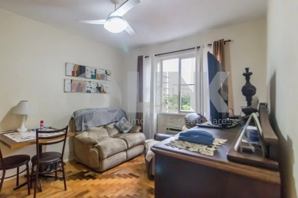 Foto 2 de Apartamento com 2 quartos à venda, 62m2 em Floresta, Porto Alegre - RS