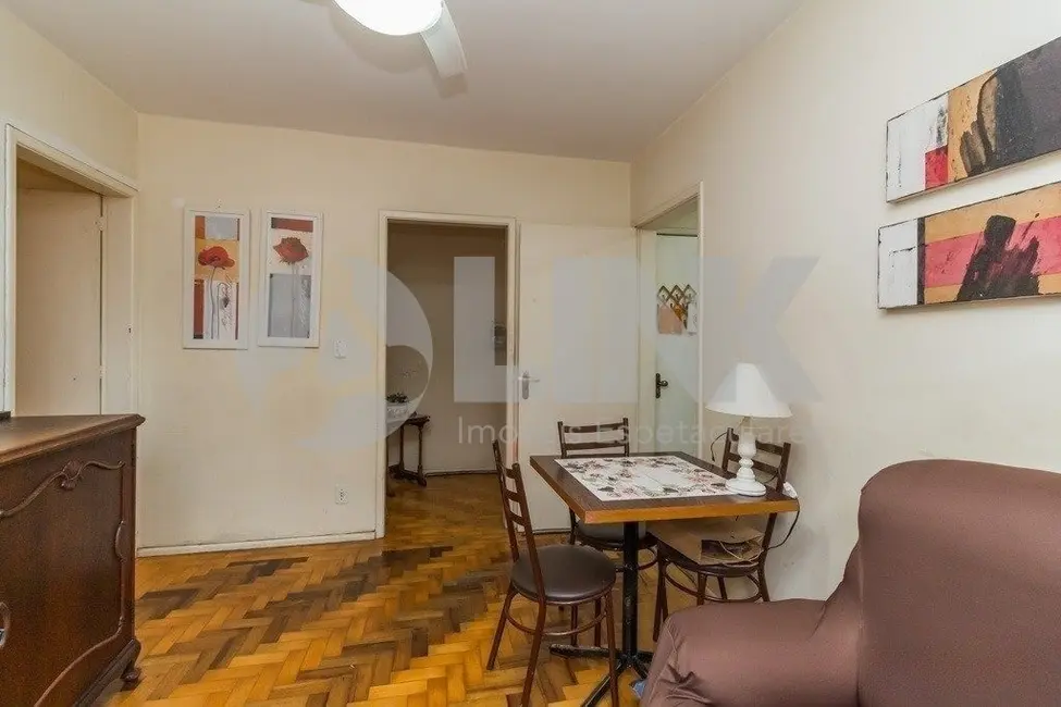 Foto 4 de Apartamento com 2 quartos à venda, 62m2 em Floresta, Porto Alegre - RS