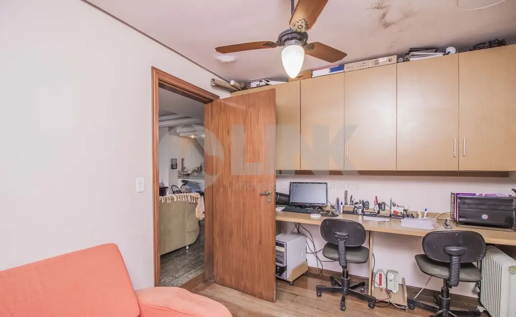 Casa com 4 quartos à venda, 340m2 em Vila Ipiranga, Porto Alegre - RS - imagem 7 Foto 7 de Casa com 4 quartos à venda, 340m2 em Vila Ipiranga, Porto Alegre - RS
